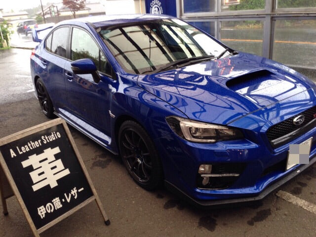WRX sti 来店!
