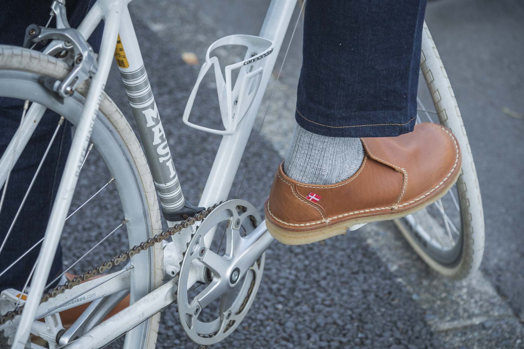 duckfeet（ダックフィート） – 【公式】手作りレザー製品の伊の蔵